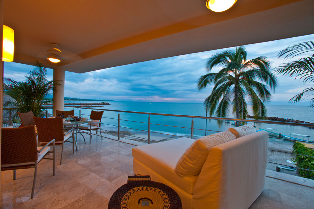 Cinco Signature 2 Bedrooms and 2 bathrooms Suite